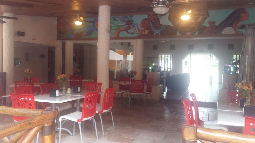 Palapa Palace Hotel 3*